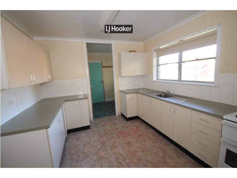 57 Vernon Street, Inverell NSW 2360