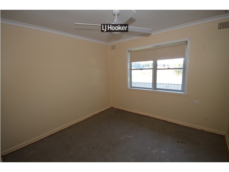 57 Vernon Street, Inverell NSW 2360