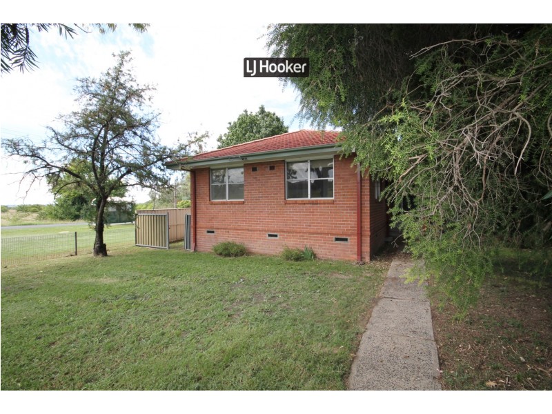 57 Vernon Street, Inverell NSW 2360