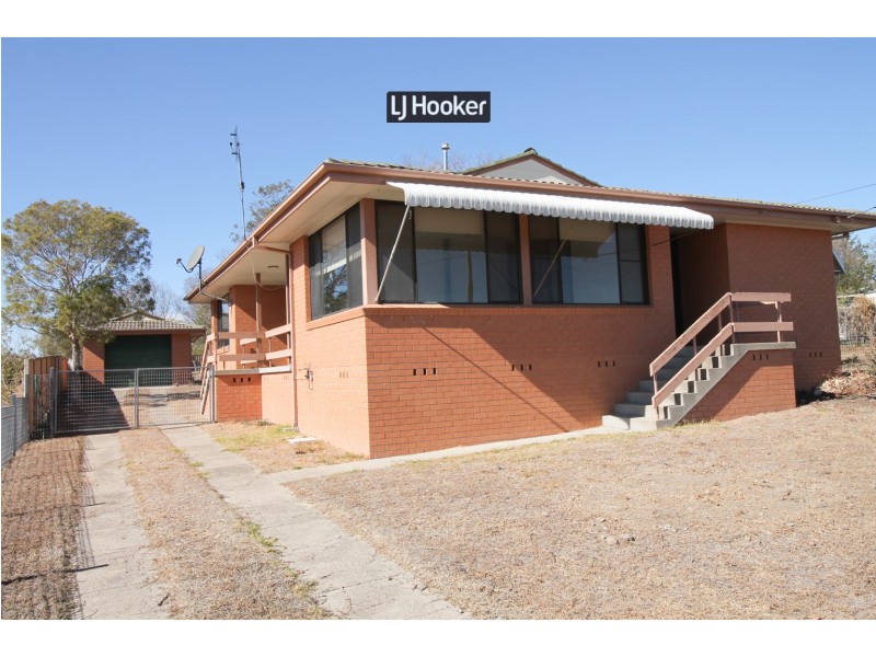 18 Bukkulla Street, Ashford NSW 2361