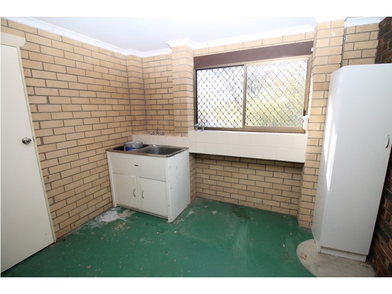 1 Allambie Crescent, Inverell NSW 2360