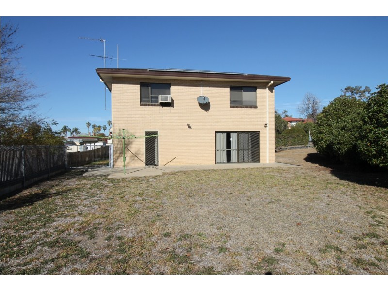 1 Allambie Crescent, Inverell NSW 2360