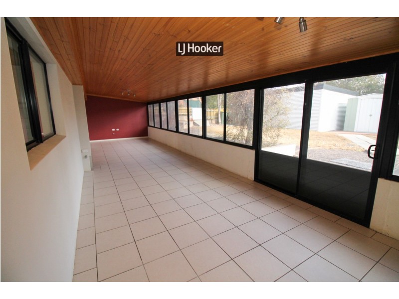 20 Howard Street, Inverell NSW 2360