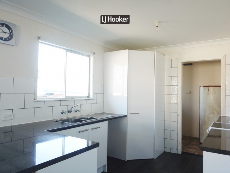 19 Moore Street, Inverell NSW 2360