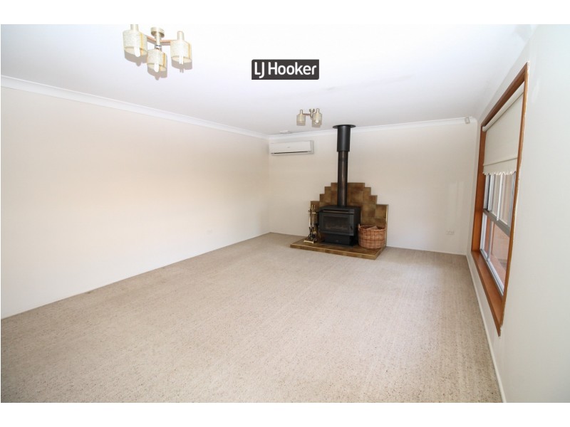 20 Zircon Street, Inverell NSW 2360
