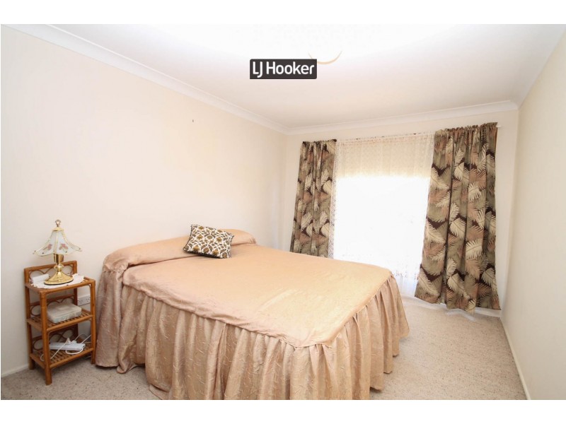 20 Zircon Street, Inverell NSW 2360