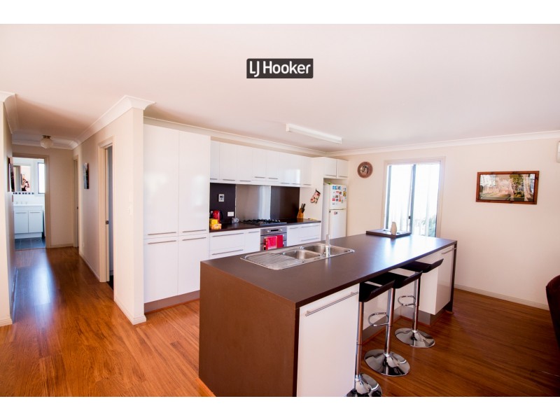 50 Wolbah Close, Inverell NSW 2360