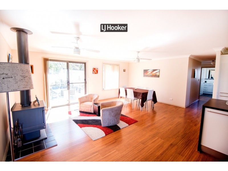 50 Wolbah Close, Inverell NSW 2360