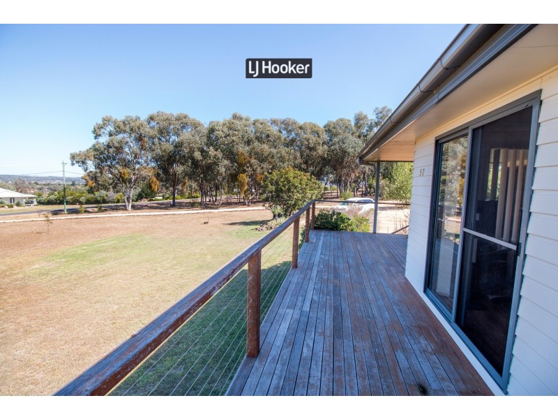 50 Wolbah Close, Inverell NSW 2360