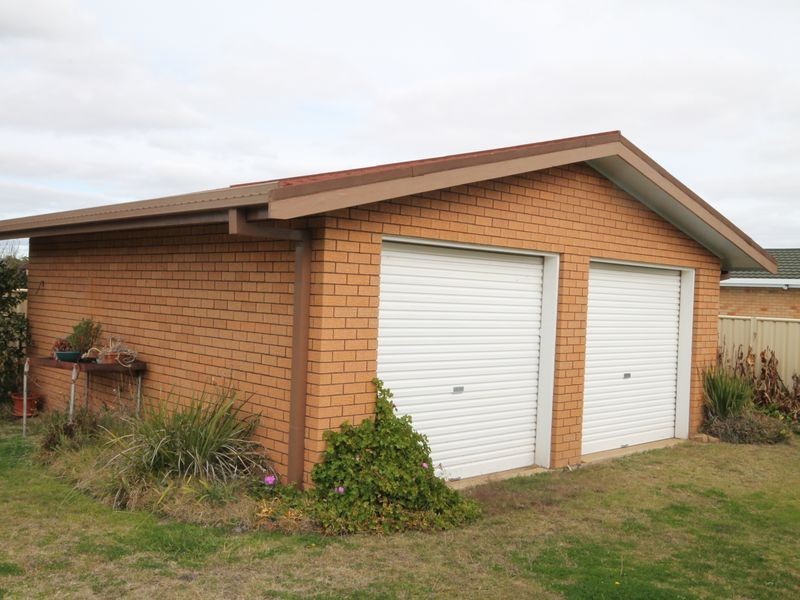 11 Sapphire Street, Inverell NSW 2360