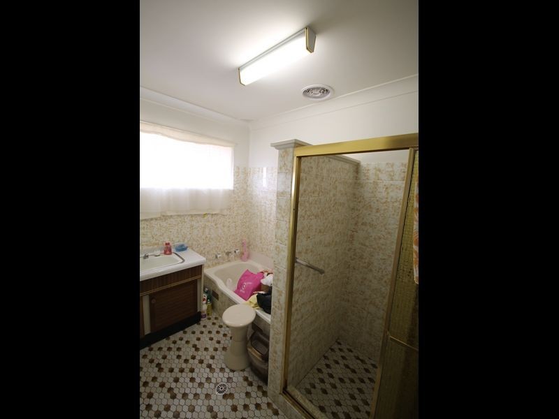 11 Sapphire Street, Inverell NSW 2360