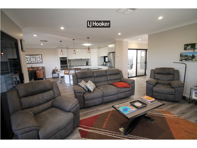 53 Gordon Street, Inverell NSW 2360