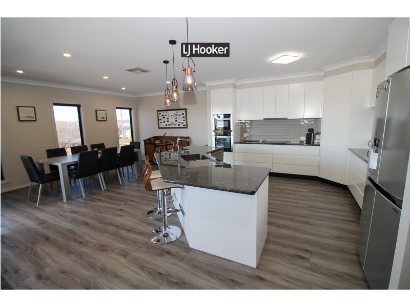 53 Gordon Street, Inverell NSW 2360