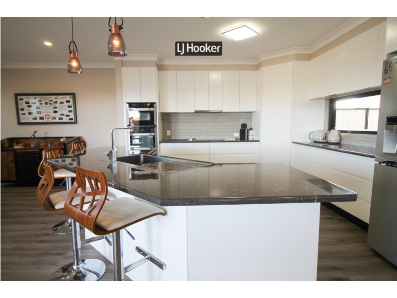 53 Gordon Street, Inverell NSW 2360