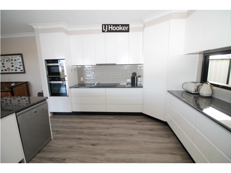 53 Gordon Street, Inverell NSW 2360