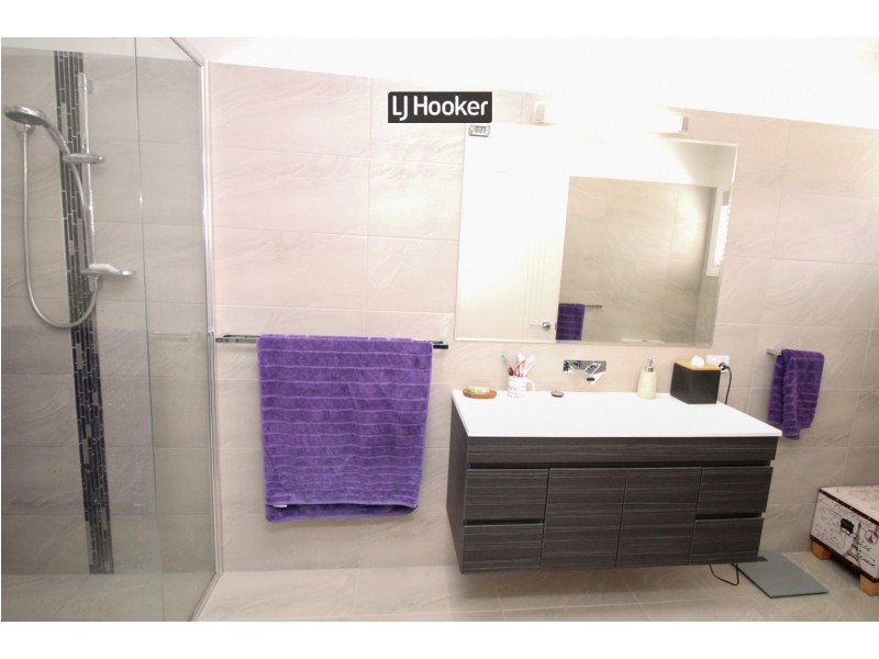 53 Gordon Street, Inverell NSW 2360