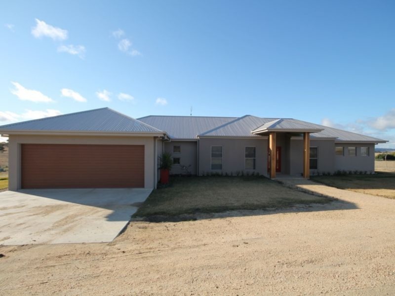 42 Dog Trap Lane, Inverell NSW 2360