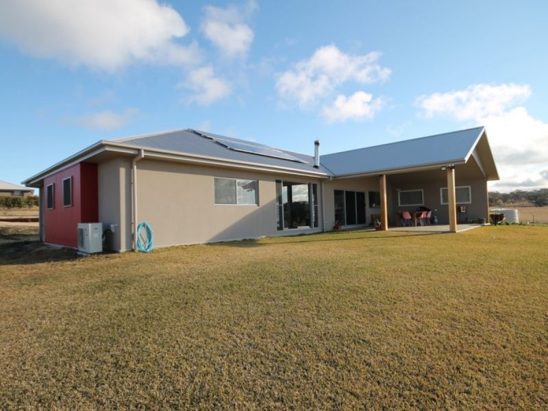 42 Dog Trap Lane, Inverell NSW 2360