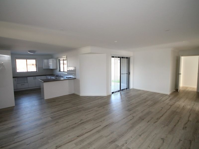 8 Stainfield Drive, Inverell NSW 2360