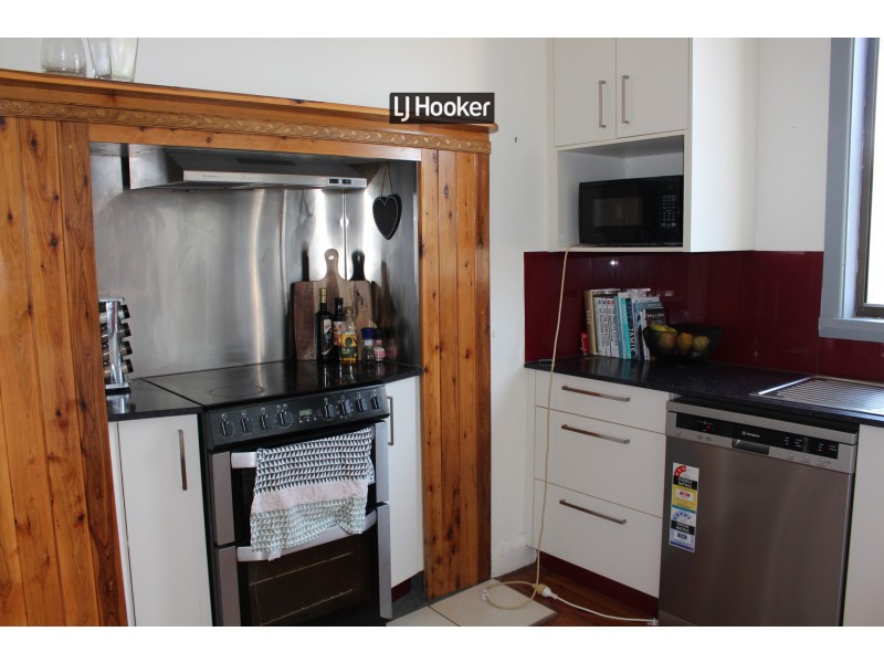 69 Rose Street, Inverell NSW 2360