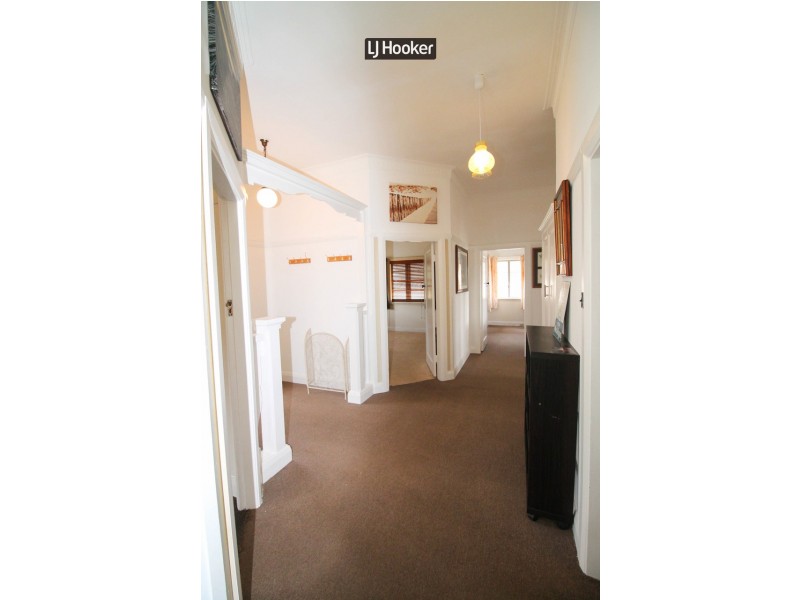 1 Avern Street, Inverell NSW 2360