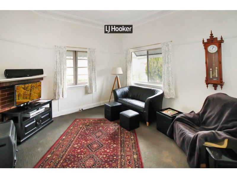 1 Avern Street, Inverell NSW 2360