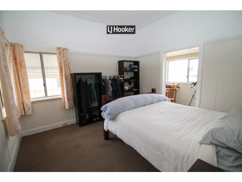 1 Avern Street, Inverell NSW 2360