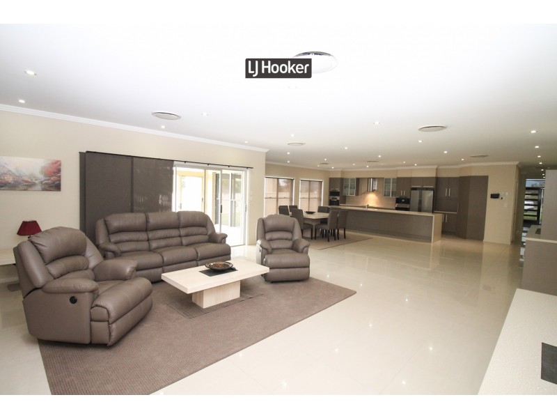 16 Coolibah Drive, Inverell NSW 2360