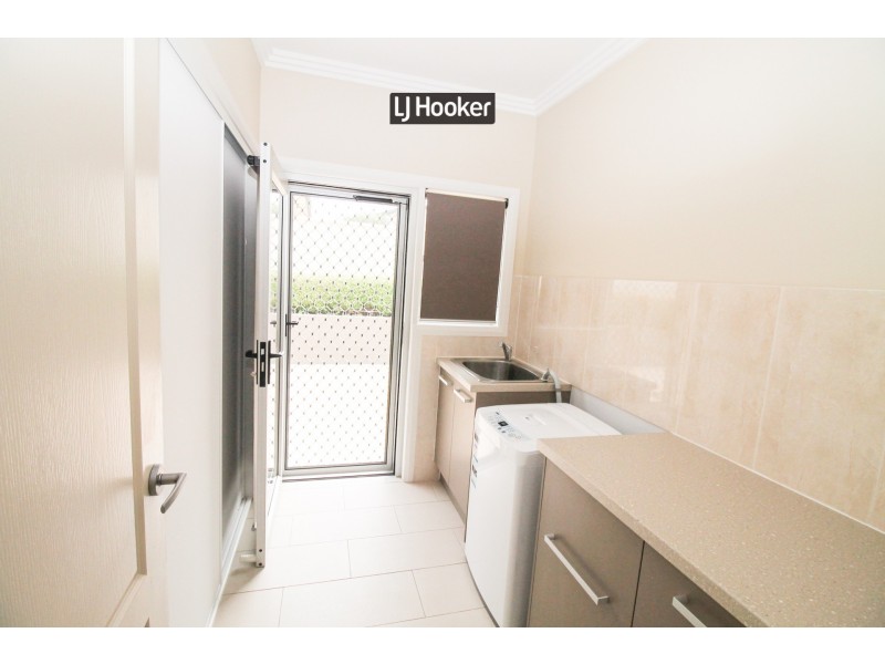 16 Coolibah Drive, Inverell NSW 2360