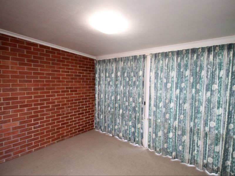 17 Clive Street, Inverell NSW 2360