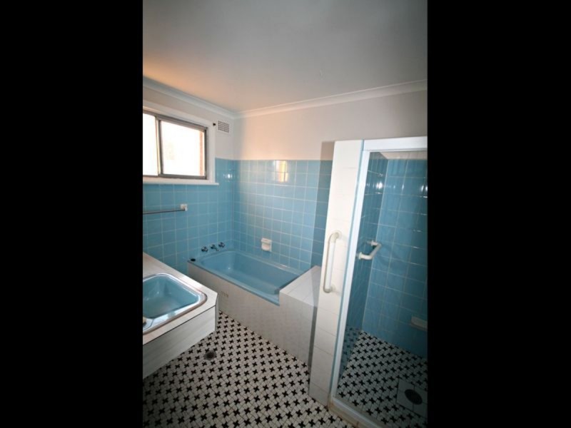 17 Clive Street, Inverell NSW 2360