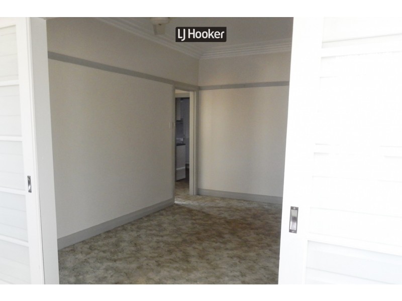 70 Oswald Street, Inverell NSW 2360