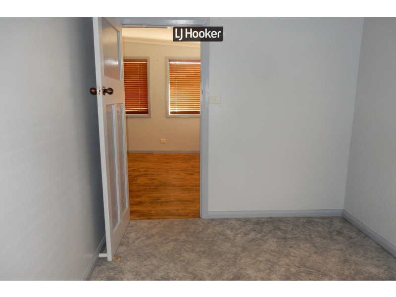 70 Oswald Street, Inverell NSW 2360