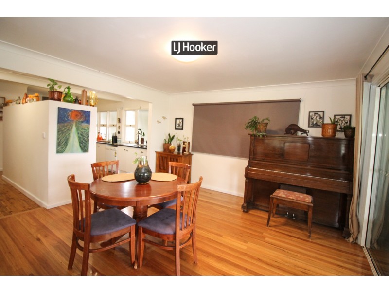 5 Chisholm Street, Inverell NSW 2360