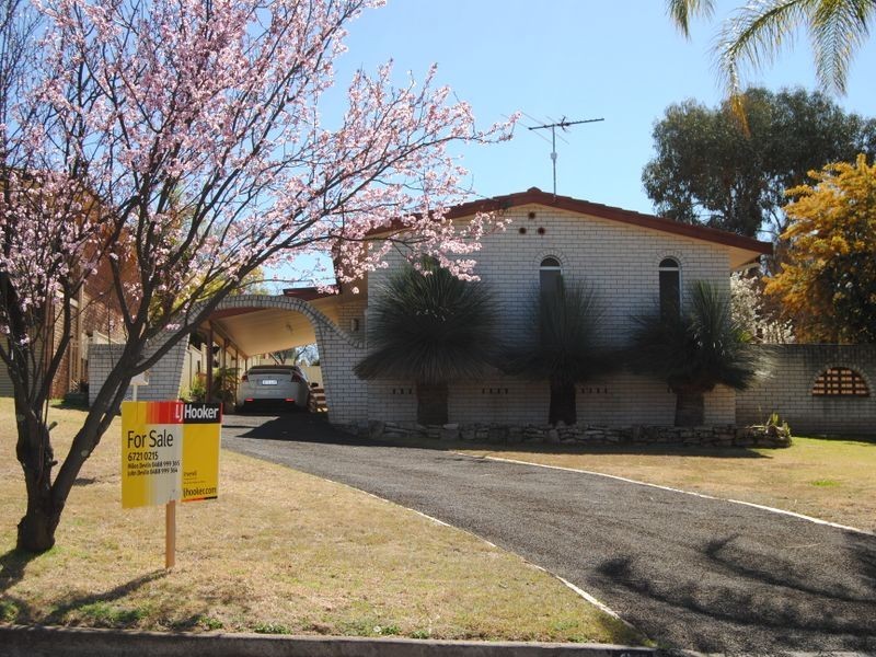 65 Gordon Street, Inverell NSW 2360