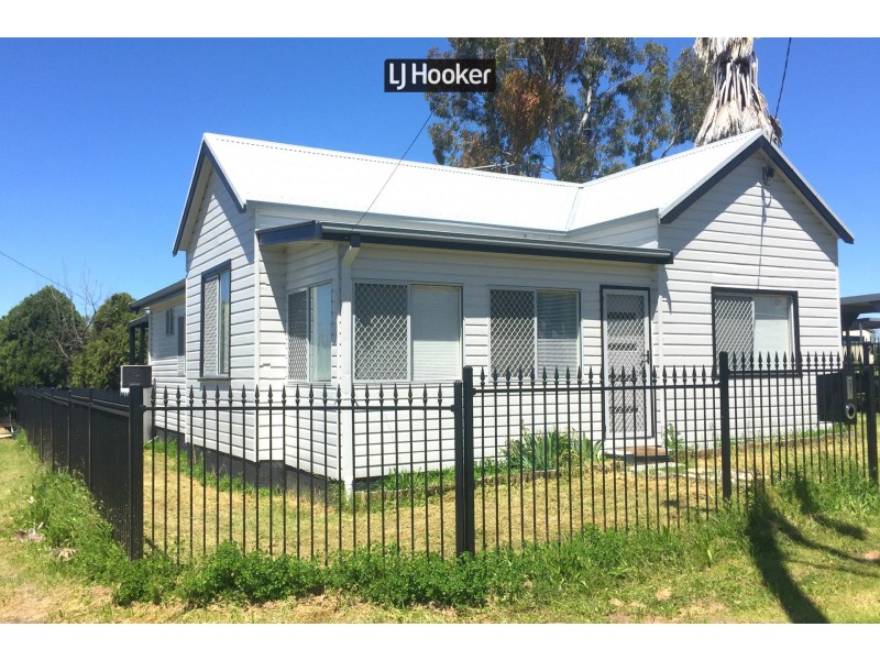 2 Auburnvale Road, Inverell NSW 2360