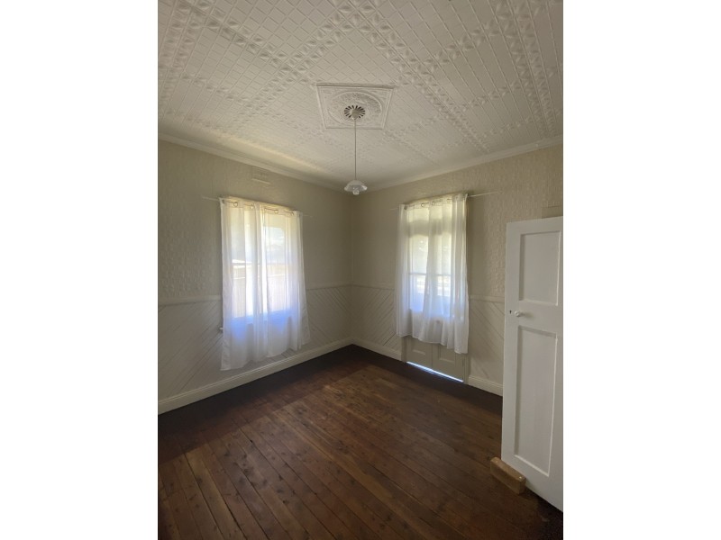 3 Warialda Road, Inverell NSW 2360