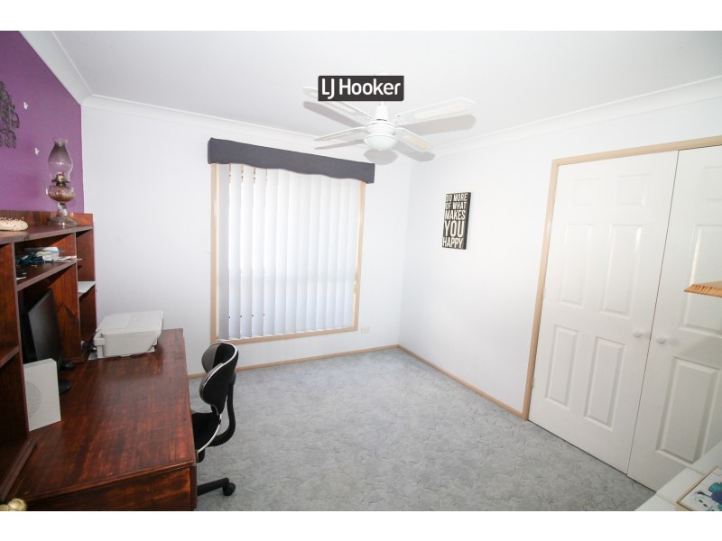 17 Crestview Place, Inverell NSW 2360