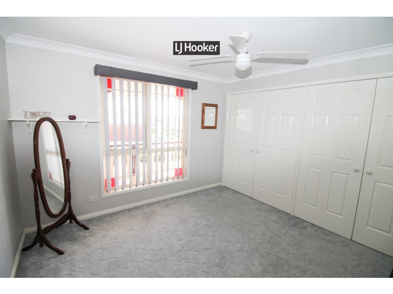 17 Crestview Place, Inverell NSW 2360