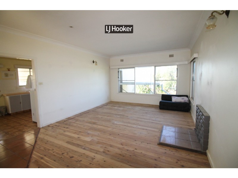 18 Gordon Street, Inverell NSW 2360