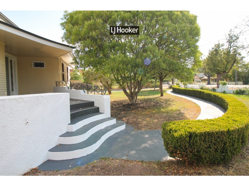 43 Brae Street, Inverell NSW 2360