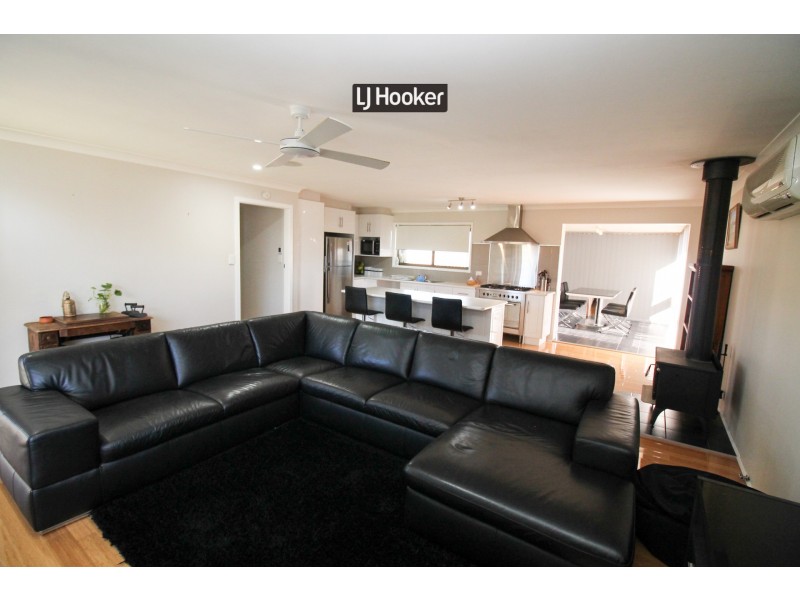 6 Coggan Place, Inverell NSW 2360