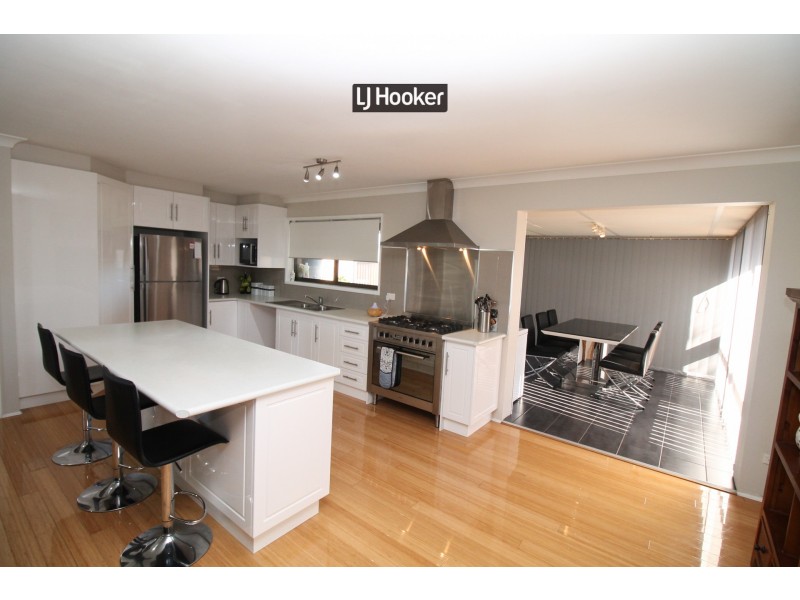 6 Coggan Place, Inverell NSW 2360