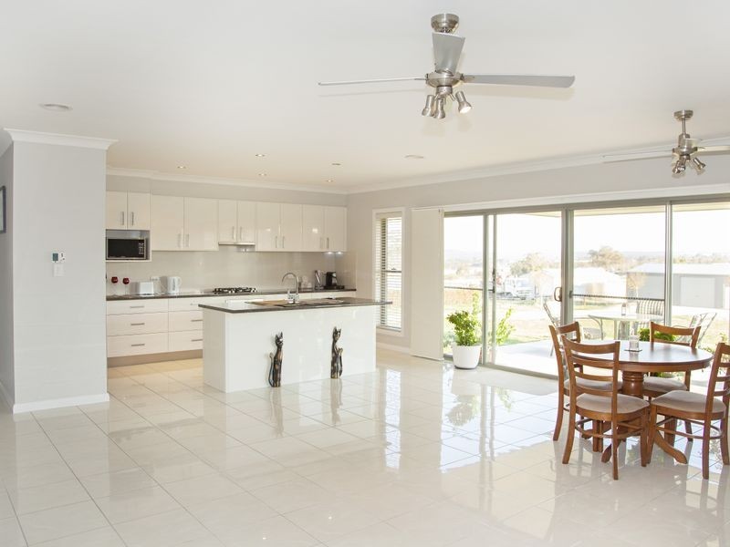 301 Fernhill Road, Inverell NSW 2360