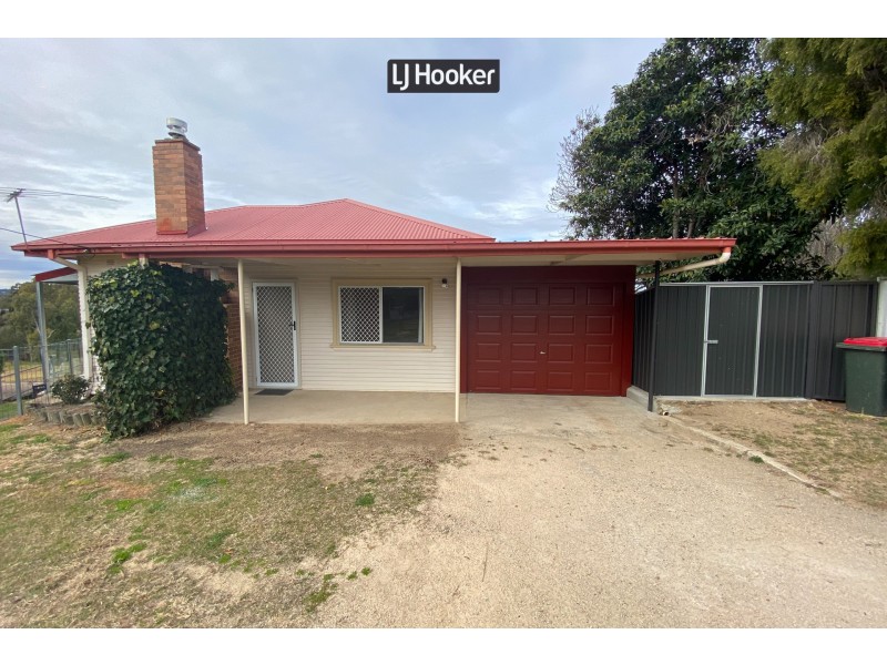 9 Mitchell Crescent, Inverell NSW 2360