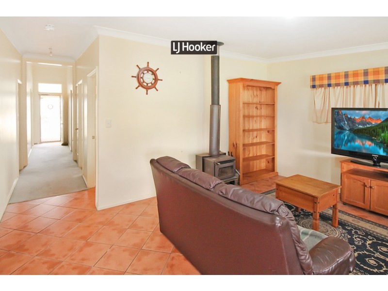 26 Swan Street, Inverell NSW 2360