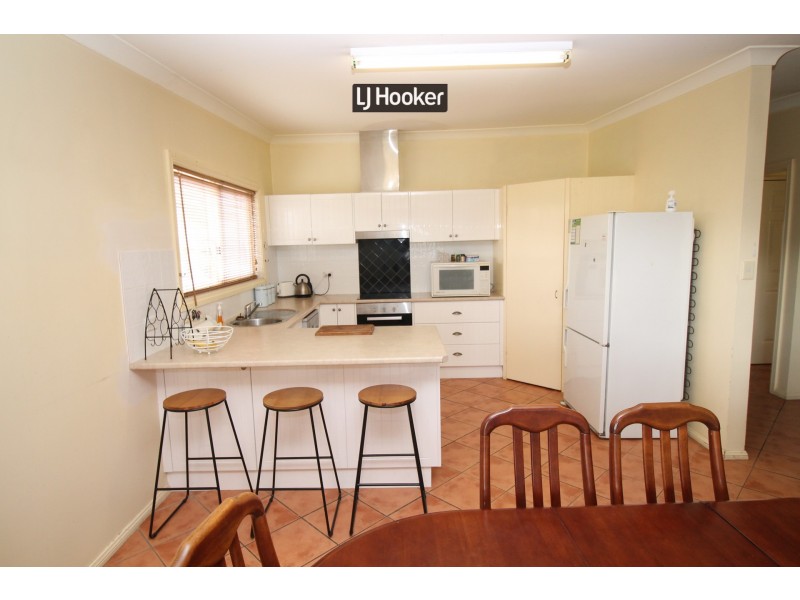 26 Swan Street, Inverell NSW 2360