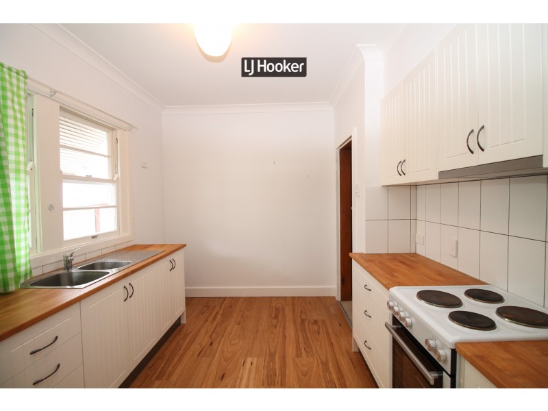 4 High Street, Inverell NSW 2360