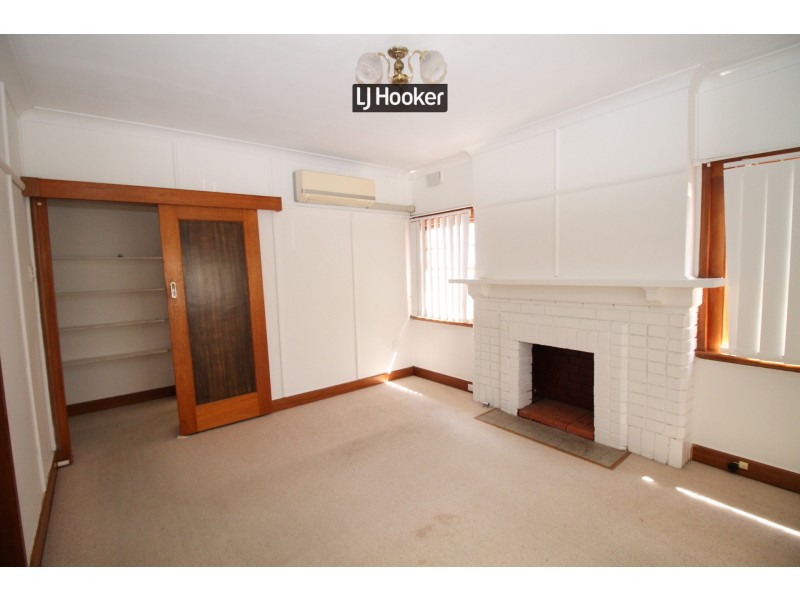 4 High Street, Inverell NSW 2360