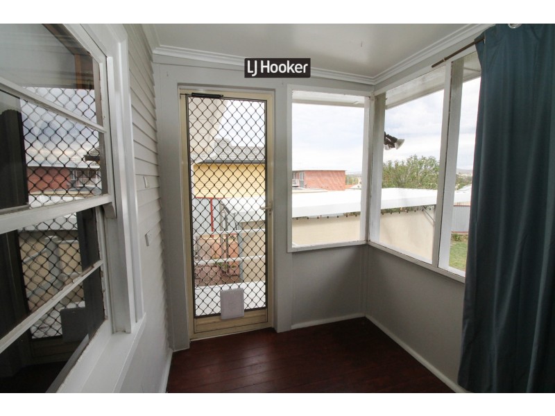 4 High Street, Inverell NSW 2360